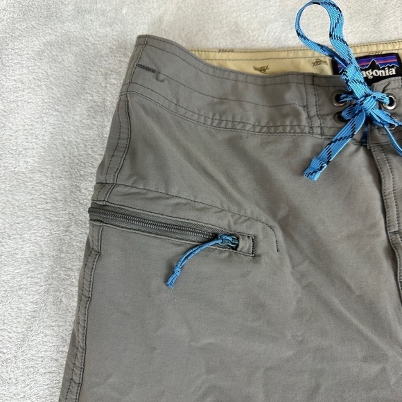 Patagonia Grey Board Shorts Men's Size 28  US - Picture 9 of 12